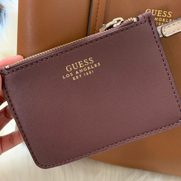 GUESS Leather Handbag /Shoulder Bag - Picture 3 of 11